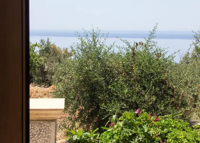 Emilia\'S Guest House Ground Floor