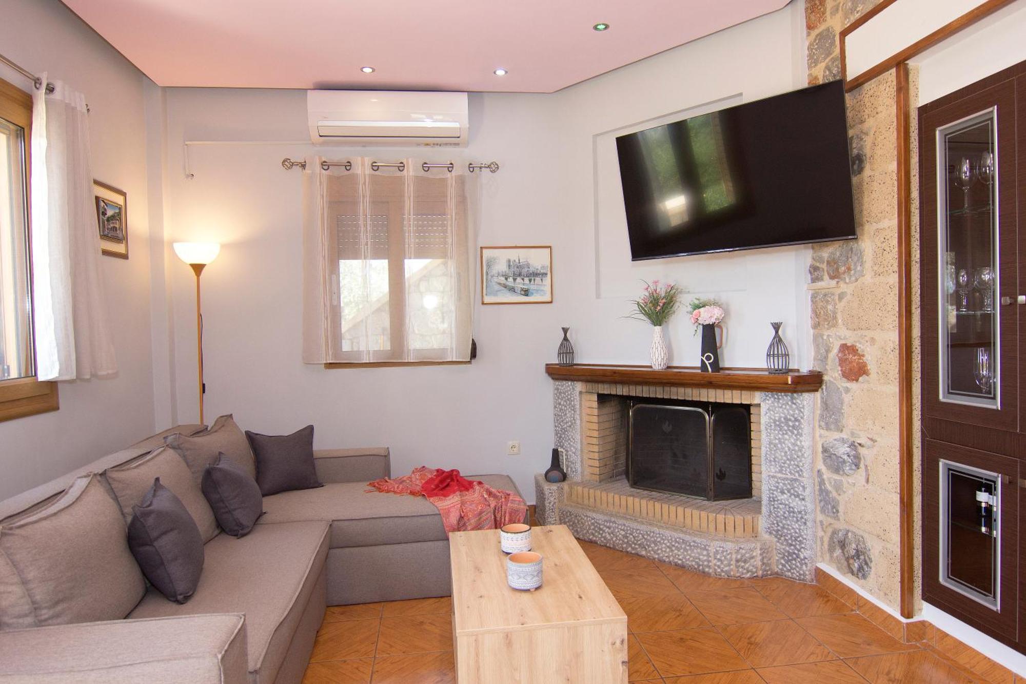 Emilia's Ground Floor Apartment Stoupa