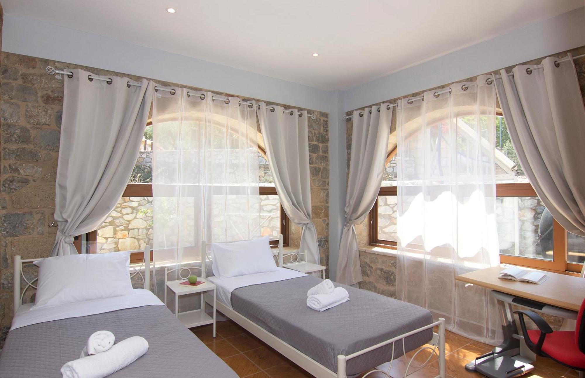 Apartment Emilia's Ground Floor Stoupa
